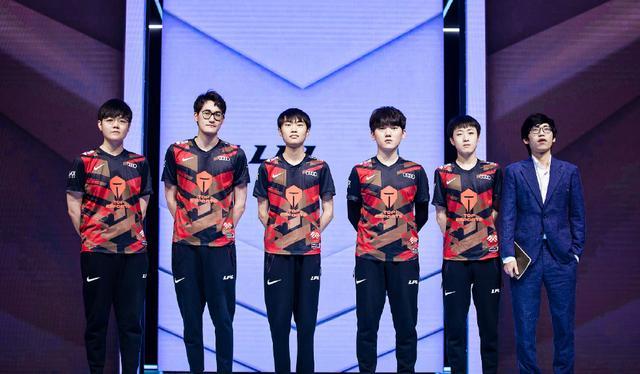 关键对决中 关键对决中