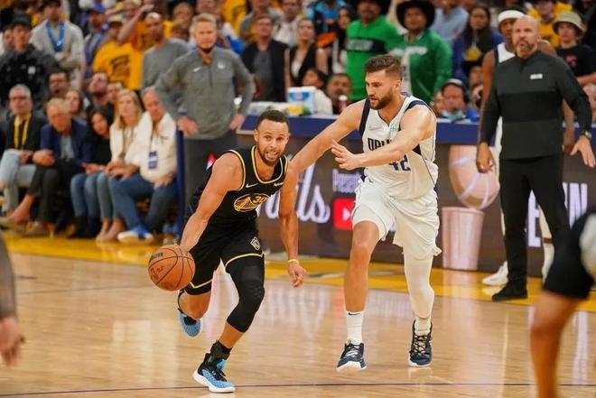 名决战中 名决战中