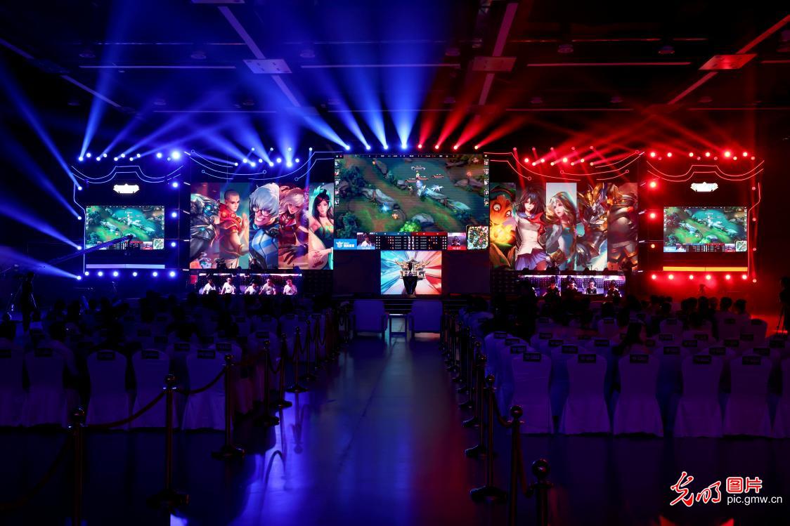 成都也加强 成都也加强