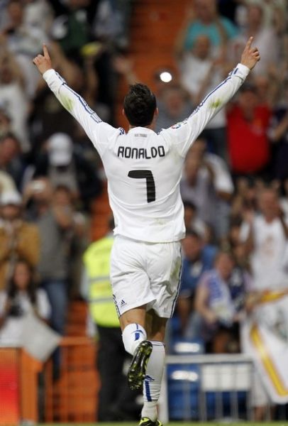 勇士惜败快船被黑哨？官方裁判报告打脸，勇士关键时刻三次获利